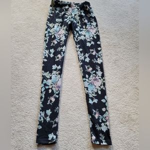 See You Monday Floral Print Leggings Soft Sz Small Roses